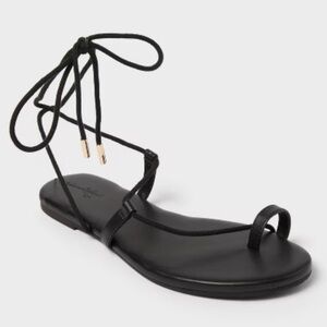 Universal Thread Ivana Footbed Toe Ring Sandals Black